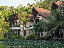 Rawi Warin Resort and Spa