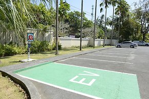 Rawi Warin Resort and Spa