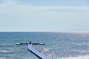 Rawi Warin Resort and Spa