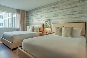 Iberostar Waves Miami Beach