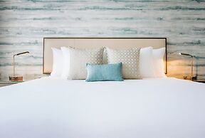 Iberostar Waves Miami Beach