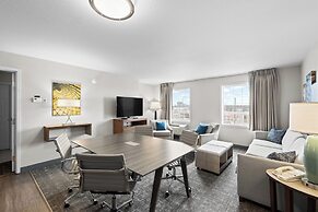 Staybridge Suites Calgary Airport by IHG
