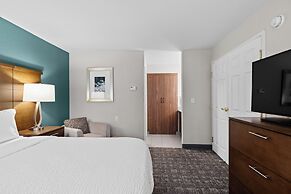 Staybridge Suites Calgary Airport by IHG