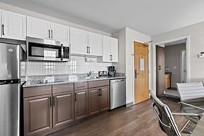 Staybridge Suites Calgary Airport by IHG