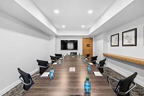 Staybridge Suites Calgary Airport by IHG