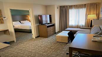 Staybridge Suites Calgary Airport by IHG