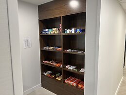 Staybridge Suites Calgary Airport by IHG