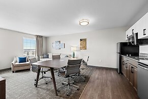 Staybridge Suites Calgary Airport by IHG