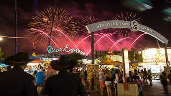 Staybridge Suites Calgary Airport by IHG