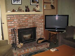 Hidden Valley by Mammoth Reservation Bureau