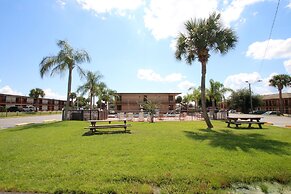 Days Inn by Wyndham Kissimmee West