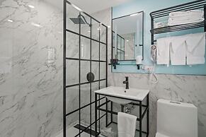 Olde Tavern Motel And Inn