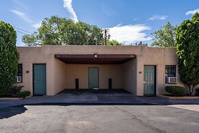 King's Rest Court Inn