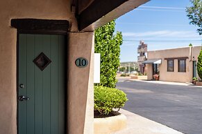 King's Rest Court Inn