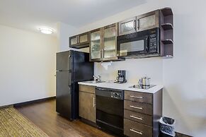 Candlewood Suites Virginia Beach Town Center by IHG