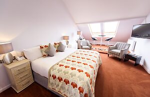Grand Villa Heights