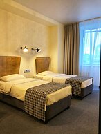 New Star Hotel
