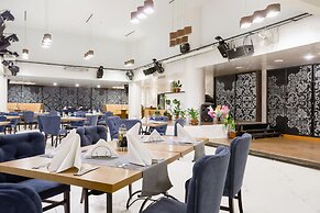 New Star Hotel