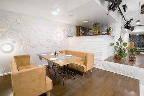 New Star Hotel