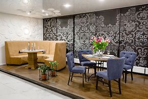 New Star Hotel