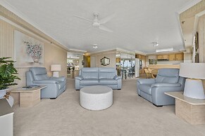 Gemini Court Holiday Apartments