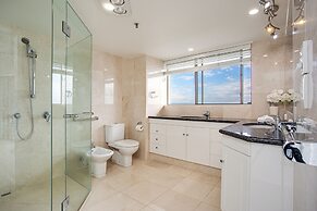 Gemini Court Holiday Apartments