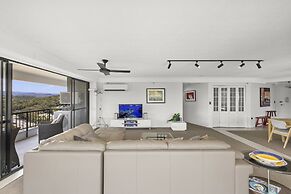 Gemini Court Holiday Apartments