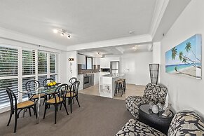 Gemini Court Holiday Apartments