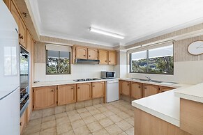 Gemini Court Holiday Apartments