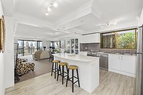 Gemini Court Holiday Apartments