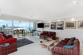 Gemini Court Holiday Apartments