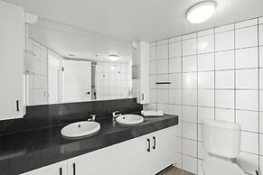 Gemini Court Holiday Apartments