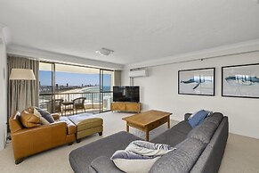 Gemini Court Holiday Apartments