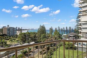 Gemini Court Holiday Apartments