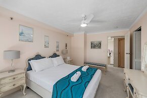 Gemini Court Holiday Apartments