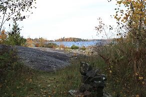 Carolyn Beach Inn & Restaurant