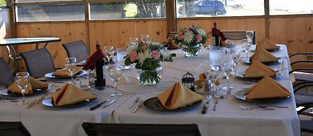 Carolyn Beach Inn & Restaurant