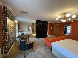 Park Farm Hotel & Leisure