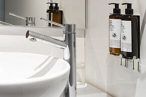 Petit Palace Plaza España