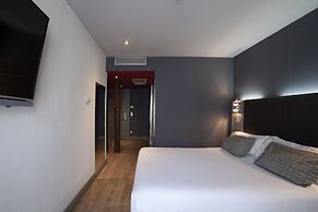 Petit Palace Plaza España