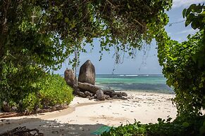 Le Relax Hotel and Restaurant