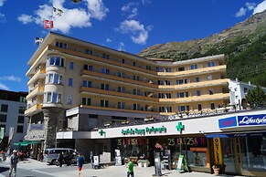 Schweizerhof Pontresina