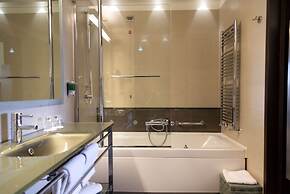 HOTEL SELENE POMEZIA