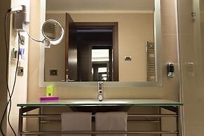 HOTEL SELENE POMEZIA