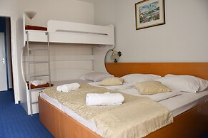 Hotel Sirena Hvar