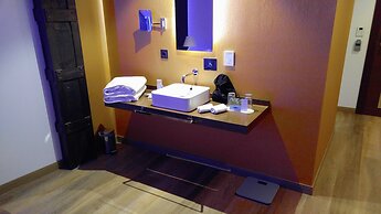 MB Boutique Hotel - Adult Recommended -