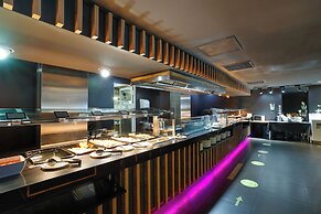 Flash Hotel – Adults recommended