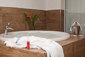 Playavera Hotel - Naturist Friendly