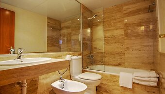 Apartamentos S'abanell Central Park