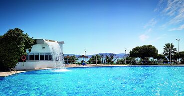 Hotel Izán Cavanna